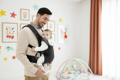 Porte bébé Azylis papa bebe chambre